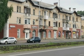 Магазин 380 м² на первой линии в центре города!